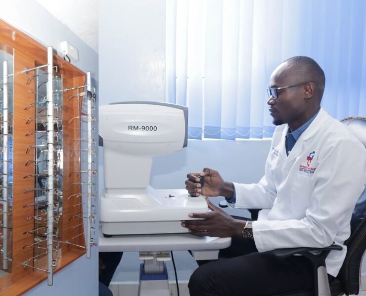 Eye Clinic Services